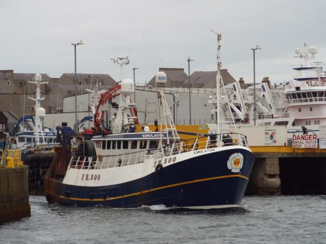 Fishing vessel Emulator, away on the hunt