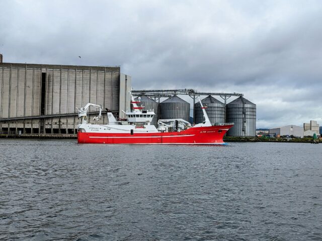 Fishing vessel Stephanie M, Sailing from Belfast